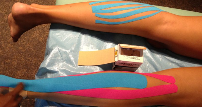 Kinesio tape sur la jambe